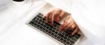 VISMA_GIRLCOMPUTER_GLOW_NAILS_KEYBOARD.jpg